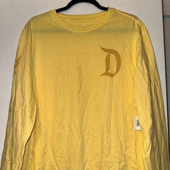 Disneyland Yellow Long Sleeve Graphic Shirt Unisex Large NWT - Picture 3 of 10